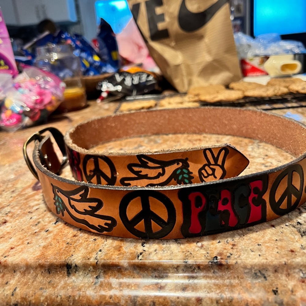 Embossed Peace Love Leather Belt Womens Size 34 Brown Hippie